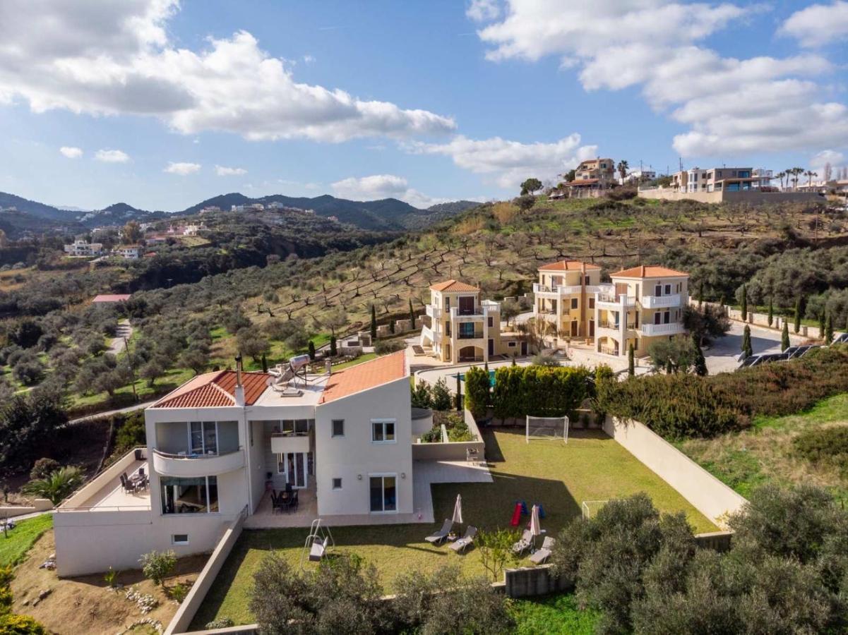 Villa Familia Chania Stalos Bagian luar foto